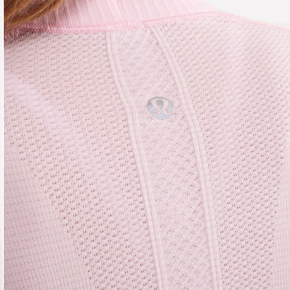 Lululemon run Swiftly Tech Long Sleeve
Pig Pink - Picture 3 of 3